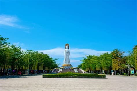 Top 25 places to visit in Hainan Island in 2021 (Lots of photos)