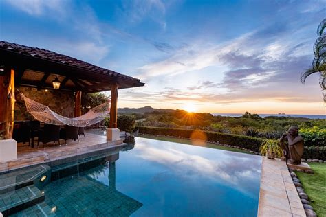 Luxury Villas in Costa Rica: 7 Exclusive Amenities You'll love