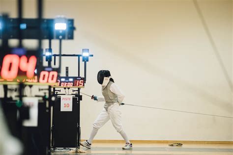 10 Tips for New Fencers - Essential Advice for Fencing Beginners