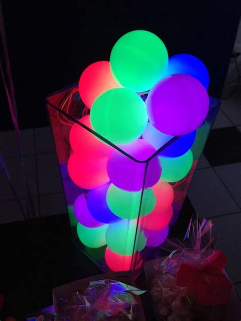 21 Awesome Neon Glow In the Dark Party Ideas