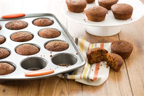 Gingerbread Muffins - Rachael Ray | Gingerbread muffins, Gingerbread ...