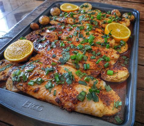 [Homemade] Spicy Lemon-Garlic-Butter Baked Fish and Potatoes - Your ...