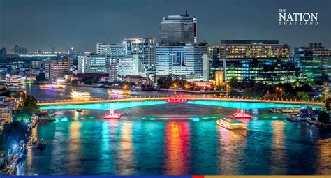 Light shows on 13 Chao Phraya bridges to usher in New Year