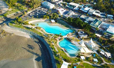 Airlie Beach Lagoon Free Swimming Complex Queensland (2022)