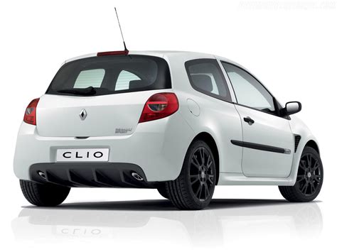 Renault Clio Sport 197 Cup High Resolution Image (2 of 3)