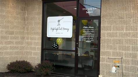 Grand opening ceremony held for new Johnstown salon