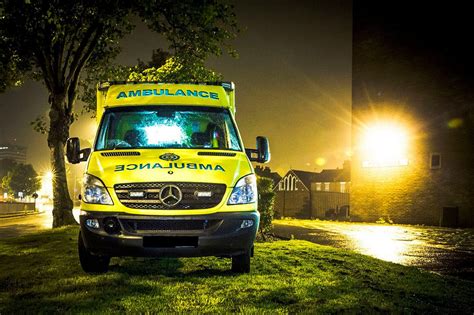 Ambulance Wallpapers - Top Free Ambulance Backgrounds - WallpaperAccess