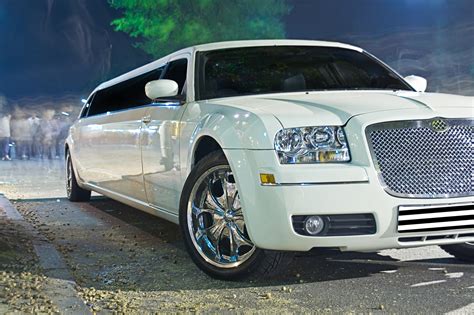 limo rental prices - Limousine, Shuttle, Party Bus Rentals and Airport ...