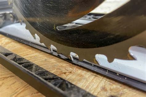 Skil Circular Saw Track Guide Review - Pro Tool Reviews