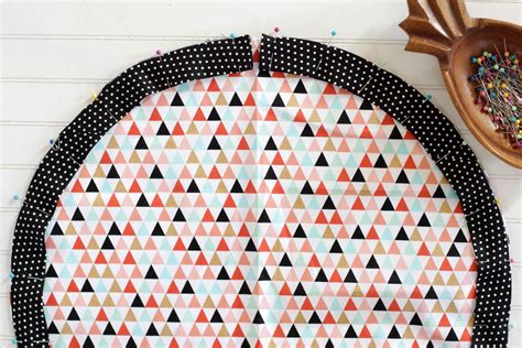 DIY Round Drawstring Makeup Bag in 2020 | Diy makeup bag