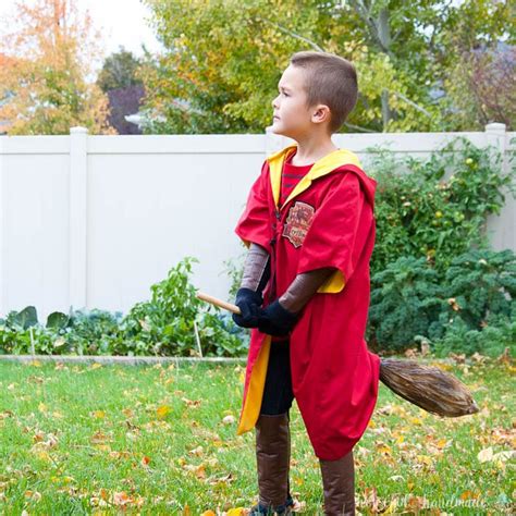 Harry Potter Quidditch Robes Halloween Costume • Crafting my Home