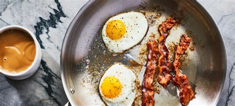 Calphalon Pans Reviewed - Ceramic, Nonstick & Stainless Steel for Frying