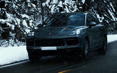 Download wallpaper 2560x1600 porsche cayenne, porsche, car, black, road ...