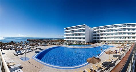 Aguamarina Golf Apartments in Golf del Sur, Tenerife | Holidays from £ ...