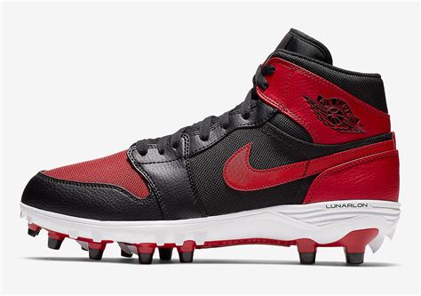 Air Jordan 1 Football Cleats Release Info | SneakerNews.com