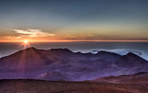 Watching the Sunrise in Maui Now Requires a Reservation