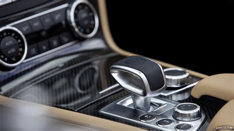 2013 Mercedes-Benz SL65 - Interior Detail | Caricos