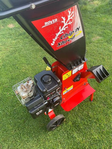 Chipper garden Petrol shredder mulch compost cardboard serviced new ...