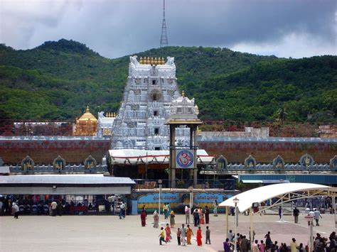 Tirupati Temple Wallpapers - Top Free Tirupati Temple Backgrounds ...