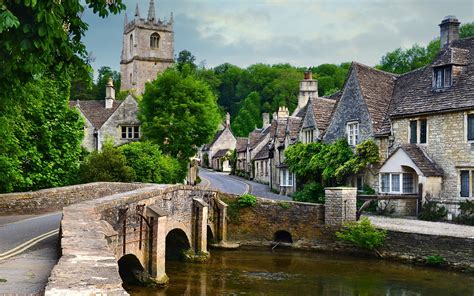 Castle Combe Village In England Wallpaper - Castle Combe - 2560x1600 ...