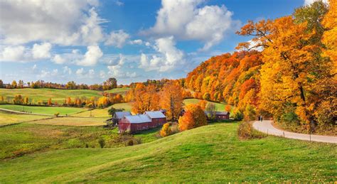 Best Places To See Fall Foliage In Vermont - Maria Wallace