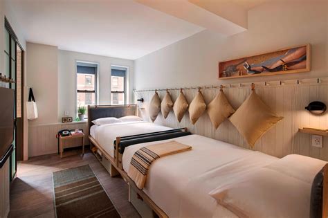 Hotel with Bunk Beds NYC | Moxy NYC Times Square