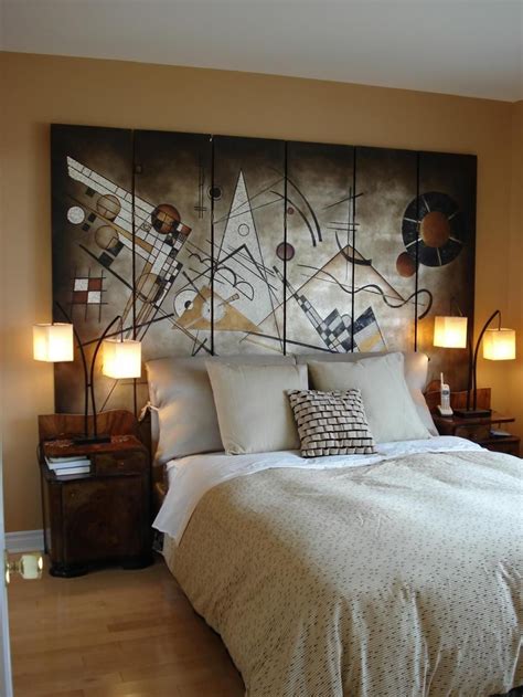 Modern Art Deco Bedroom With Amazing Painting On Headerboard Bed art ...