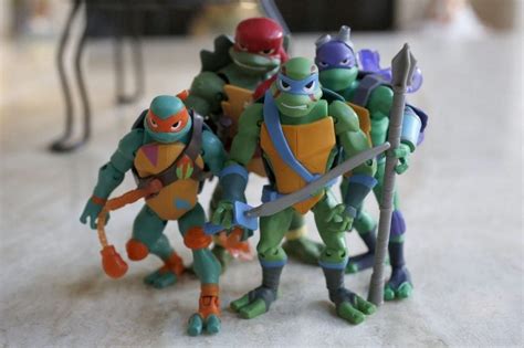 REVIEW: Playmates Toys Rise of the Teenage Mutant Ninja Turtles ...