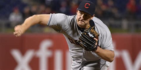 Indians' Bryan Shaw improving after slow start