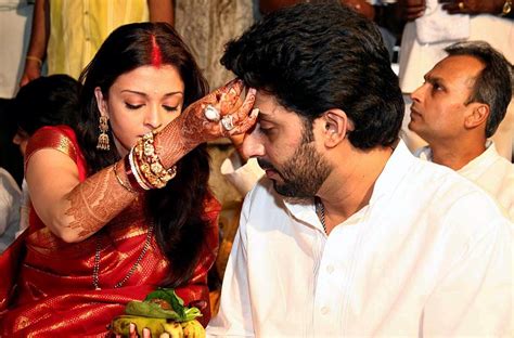 Celebrity Weddings: Aishwarya Rai Wedding Pics