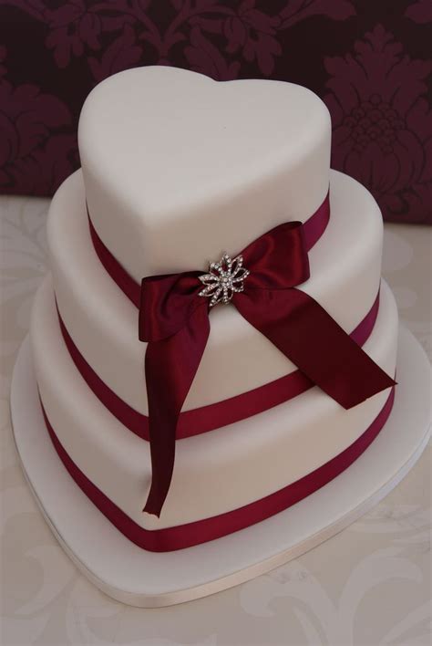 Flickr | Heart shaped wedding cakes, Heart wedding cakes, Wedding cake red