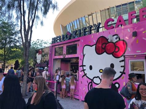 New Hello Kitty Cafe pop-up now open in Las Vegas