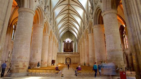 Gloucester Cathedral in Gloucester, England | Expedia