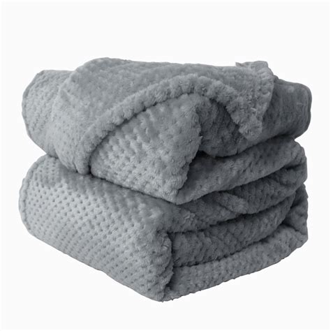 PiccoCasa Soft Microfiber Plush Flannel Blanket Luxury, Gray Full (70 ...