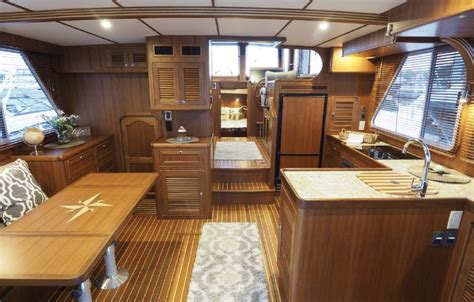 2018 Helmsman Trawlers 38E Pilothouse For Sale - Helmsman