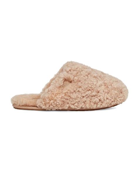 UGG Maxi Curly Slide Slipper in Pink | Lyst