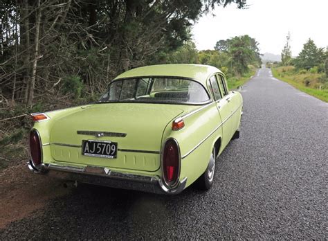 Classic Cars: 1960 PA Vauxhall Velox - Driven Car Guide