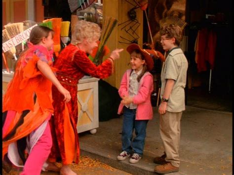 Halloweentown - HALLOWEENTOWN Photo (2259575) - Fanpop