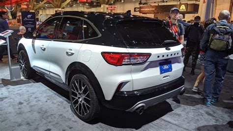 Ford Shows off New AWD Sport Hybrid Escape - Ford-Trucks.com