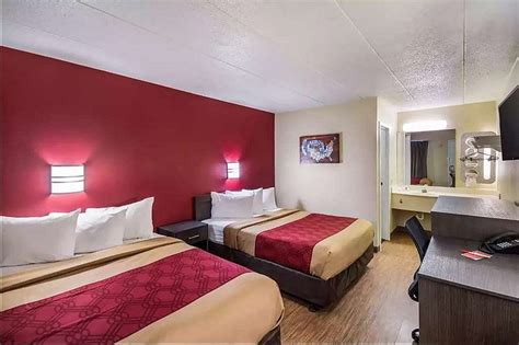 SUPER 8 BY WYNDHAM CHARLESTON WV - Updated 2024 Prices & Hotel Reviews