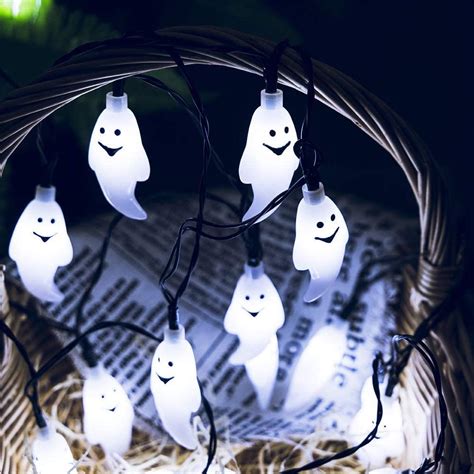 Best Sustainable Halloween Outdoor Lights to Impress Everyone ...