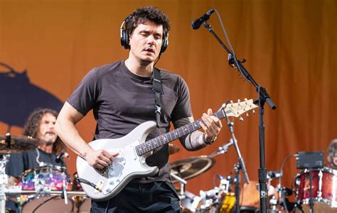 John Mayer says being in Dead & Company has "made me a better player"