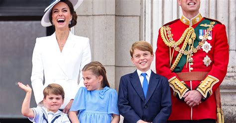 Prince Louis Wears Sailor Outfit Like Dad William's | POPSUGAR Fashion