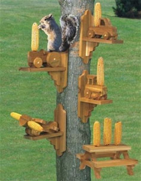 Squirrel Feeder Plan If you're a squirrel lover and this plan is for ...