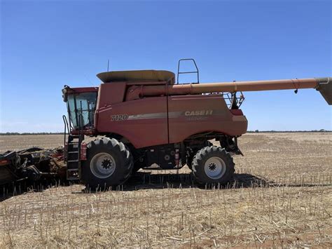 Case IH 7120 combine harvester, Harvesters Case IH VIC | Power Farming