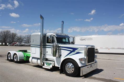 Custom 18 Wheeler