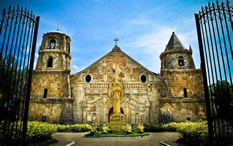 Miagao Church in Iloilo – UNESCO Heritage Site | Travel to the Philippines