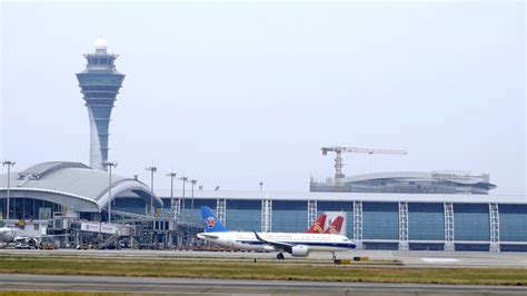 4K Guangzhou Baiyun International Airport Aircraft Taxiing On The ...