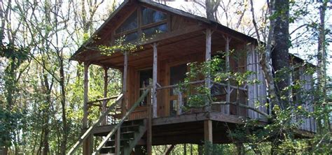 Edisto River Treehouses, St. George | Roadtrippers | Tree house, Cool ...