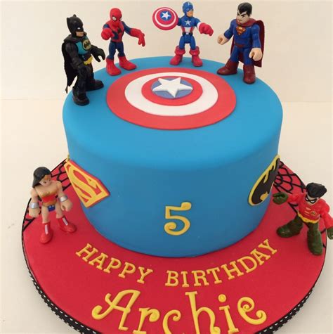 Superhero cake - Winni - Celebrate Relations